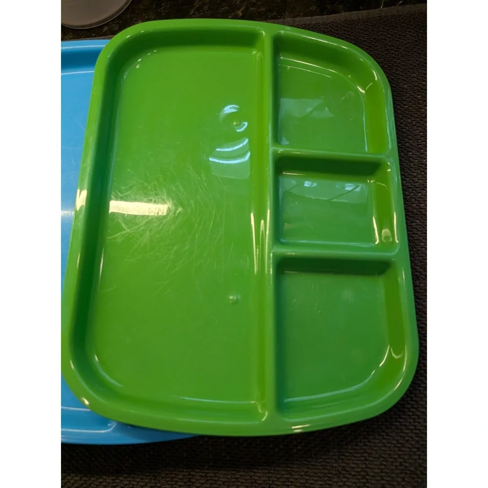4 Set Colorful Cafeteria Trays Retro Plastic Divided Kids Picnic Cottagecore